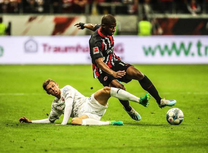 关于勒沃库森在客场比赛中力克对手,取得宝贵三分的信息 关于勒沃库森在客场比赛中力克对手,取得宝贵三分的信息