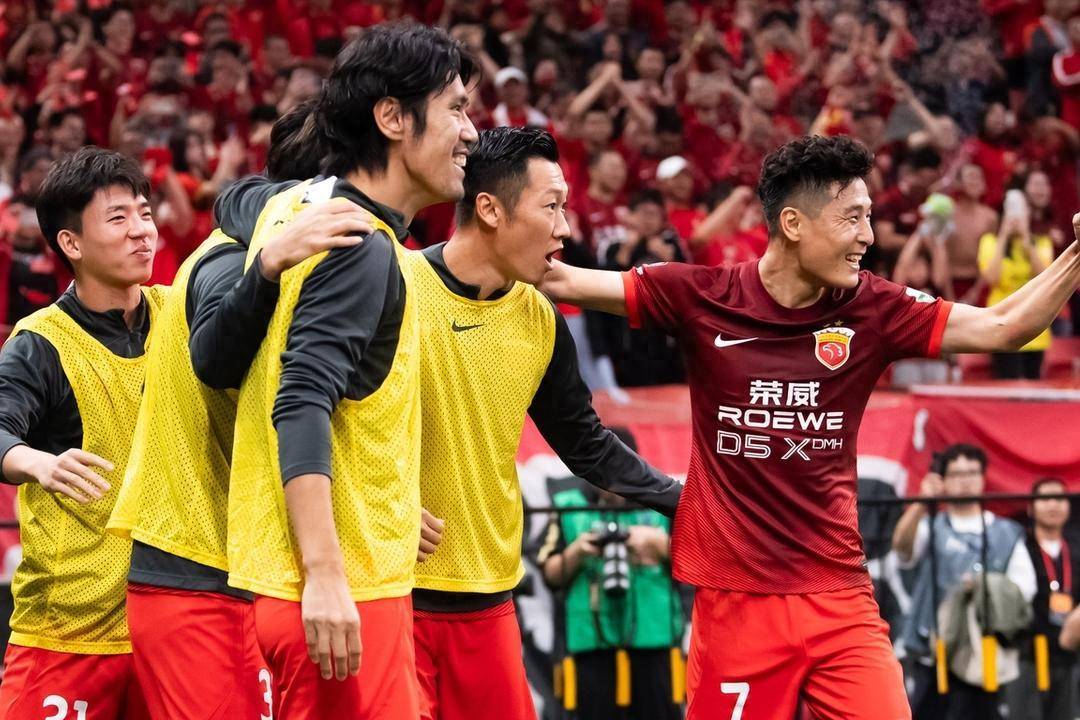 上海上港精神抖擞,取得胜利领先!的简单介绍 上海上港精神抖擞,取得胜利领先!的简单介绍