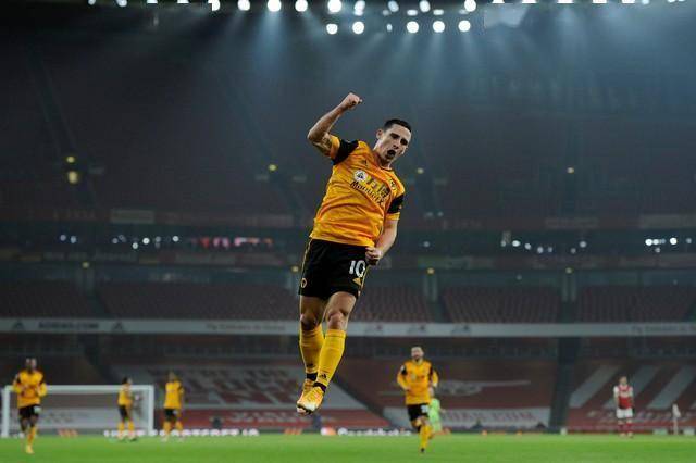 包含狼队后防表现不佳,需加强防守端的词条 包含狼队后防表现不佳,需加强防守端的词条