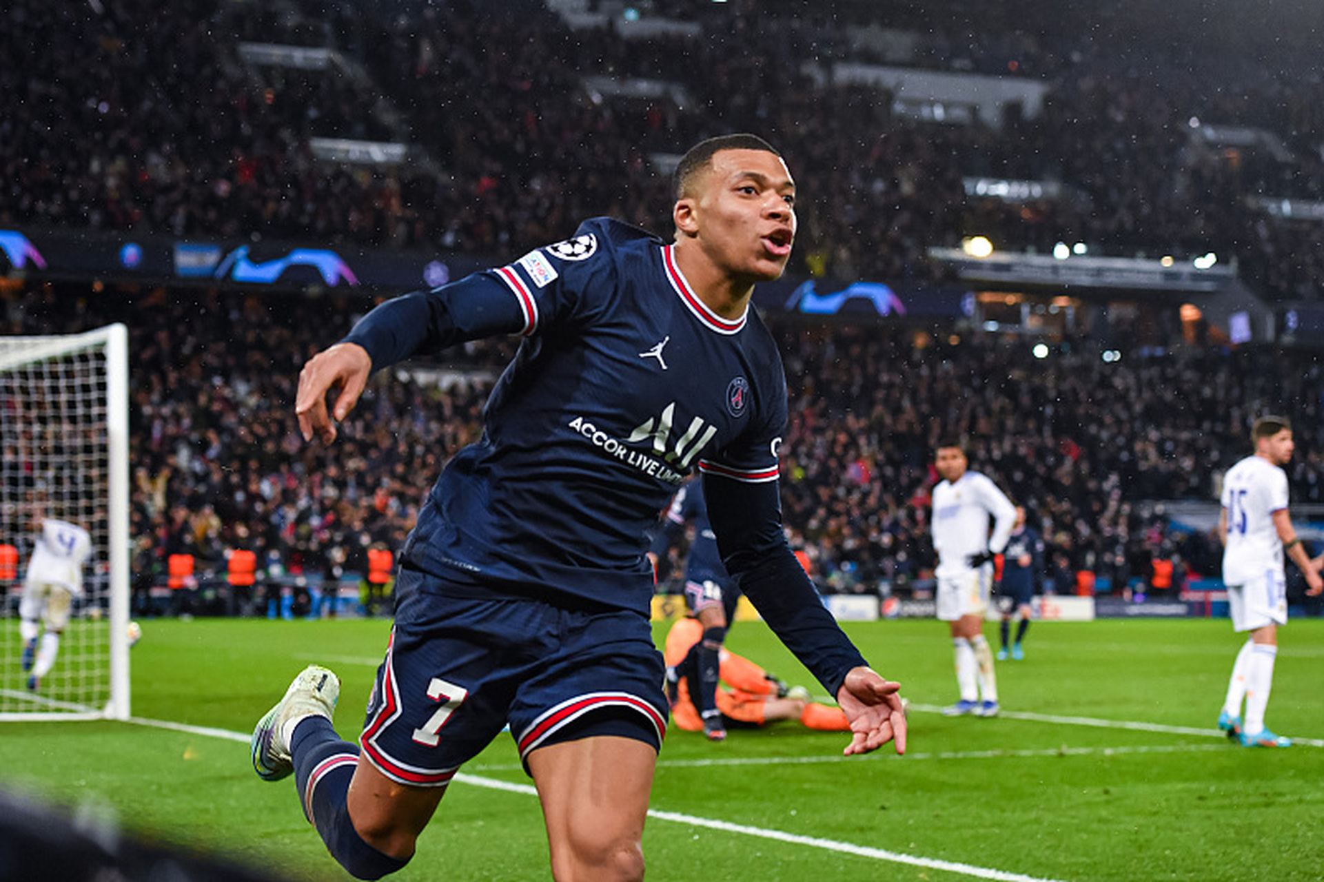 关于南特主场大胜：法甲球队士气高涨的信息