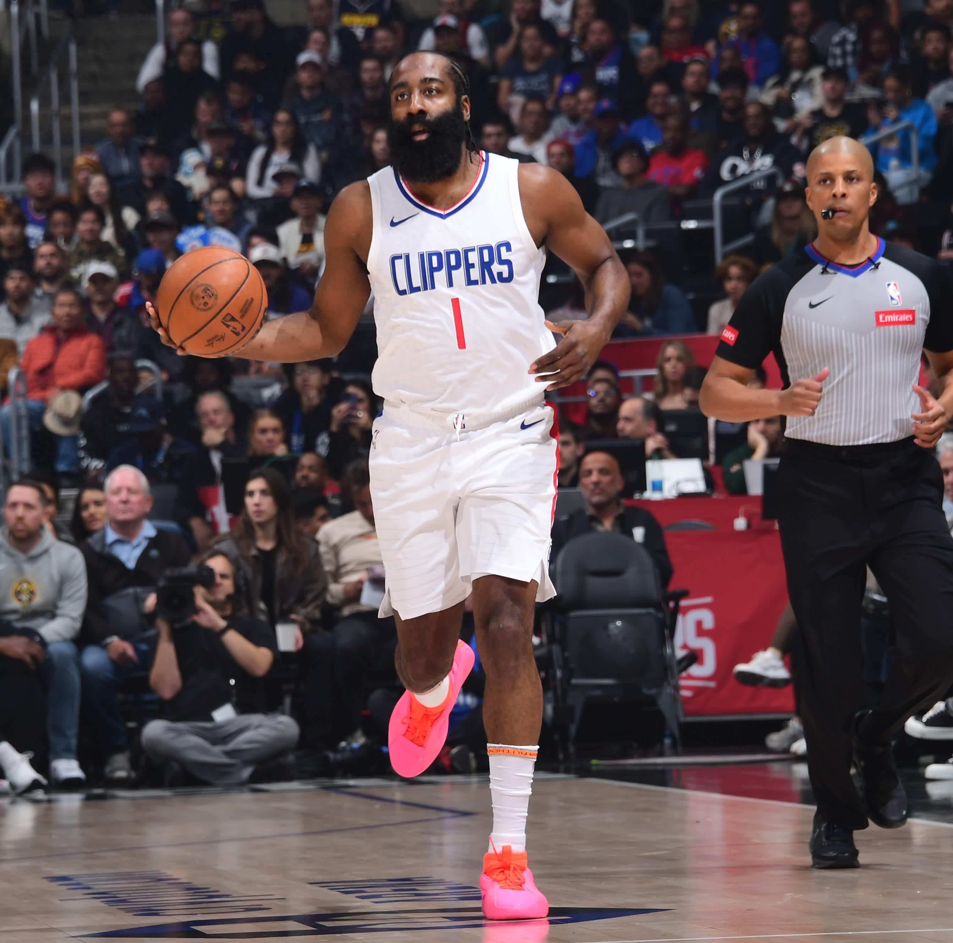 NBA夜间盛宴强队实力碾压对手精彩一触即发的简单介绍 NBA夜间盛宴强队实力碾压对手精彩一触即发的简单介绍