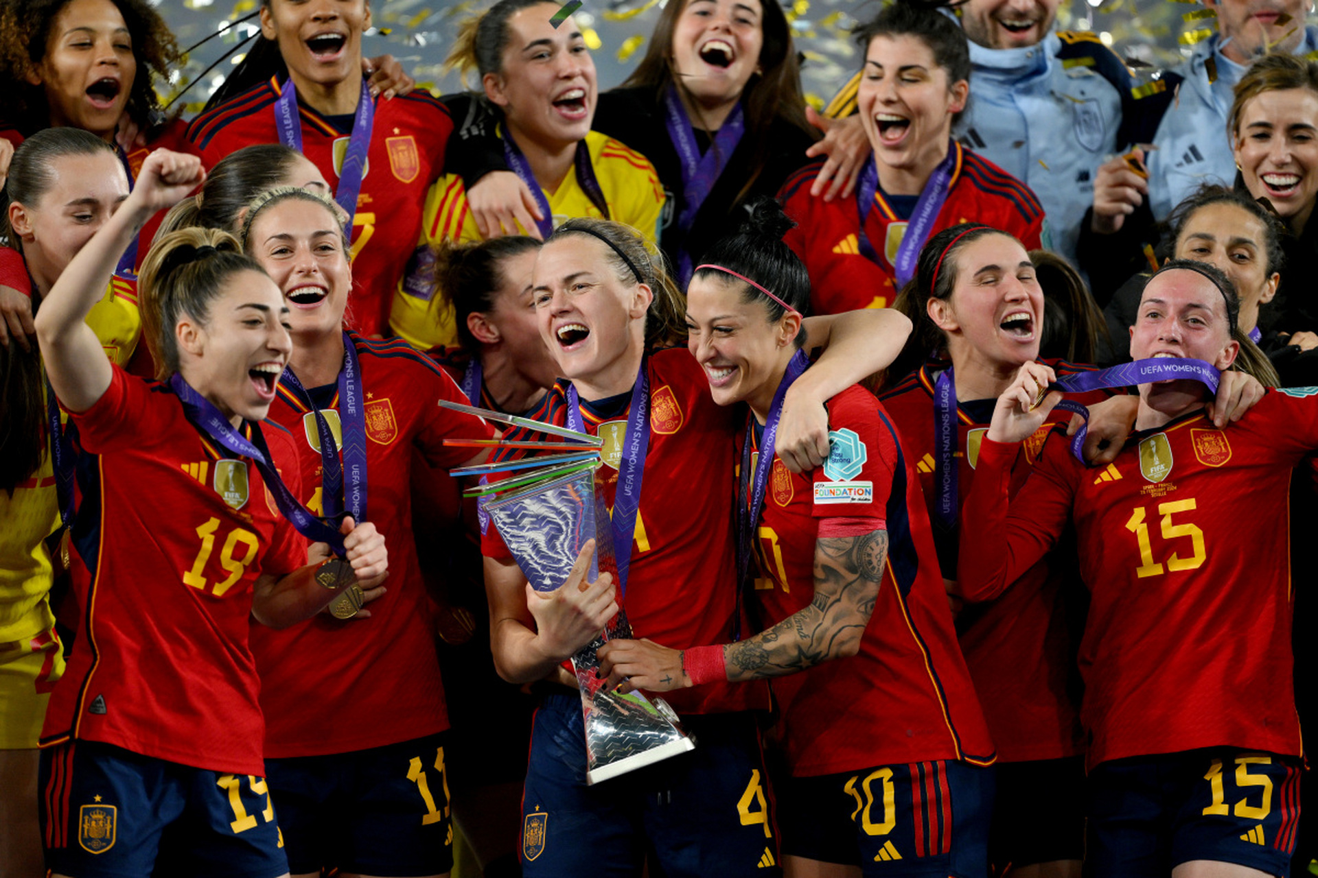 关于乌克兰篮球联赛呈现蓬勃发展态势,备受关注和支持的信息 关于乌克兰篮球联赛呈现蓬勃发展态势,备受关注和支持的信息