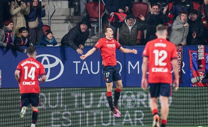 瓦伦西亚遭遇连败，保级形势堪忧的简单介绍