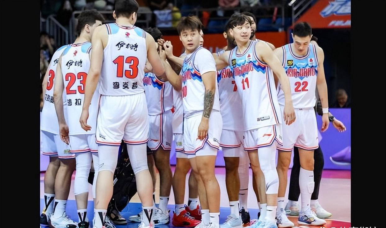 包含球队全面调整阵容,谁将成为明星球员?的词条 包含球队全面调整阵容,谁将成为明星球员?的词条