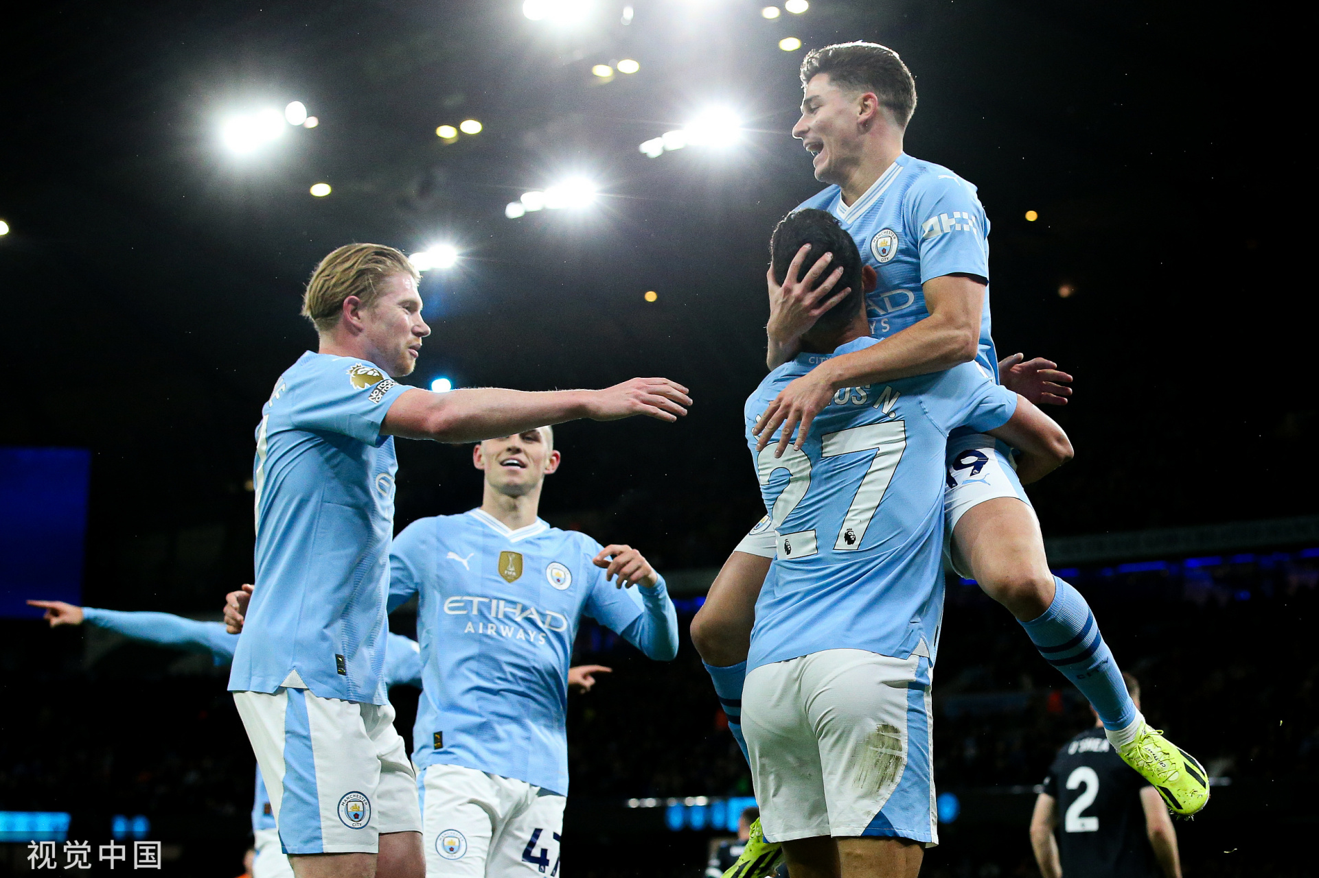 包含实力碾压!曼城轻松击败对手取得两连胜的词条 包含实力碾压!曼城轻松击败对手取得两连胜的词条