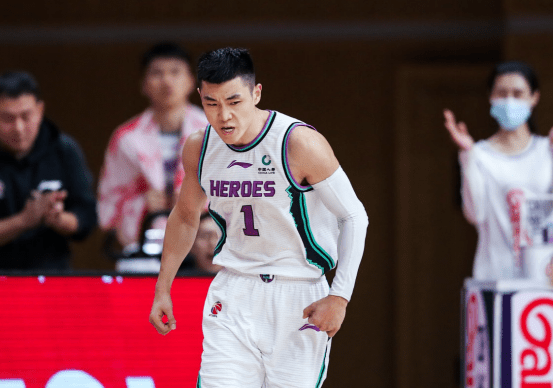 上海集体发威,全队表现出色,形势一片大好的简单介绍 上海集体发威,全队表现出色,形势一片大好的简单介绍