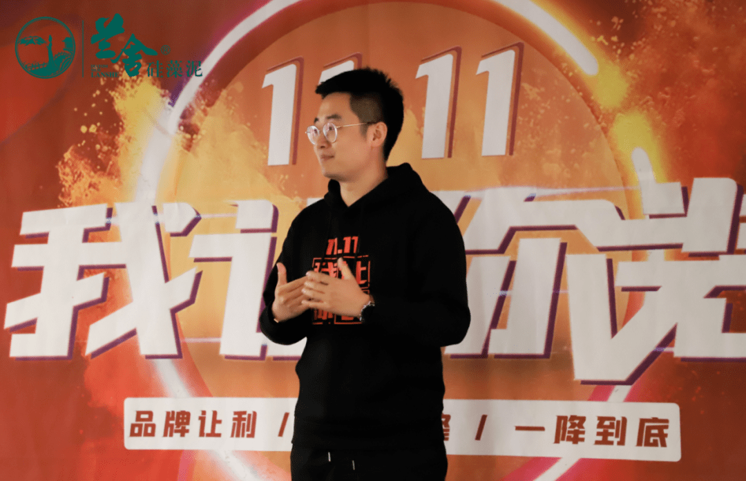 激战一触即发,球队成功晋级大让利的简单介绍 激战一触即发,球队成功晋级大让利的简单介绍