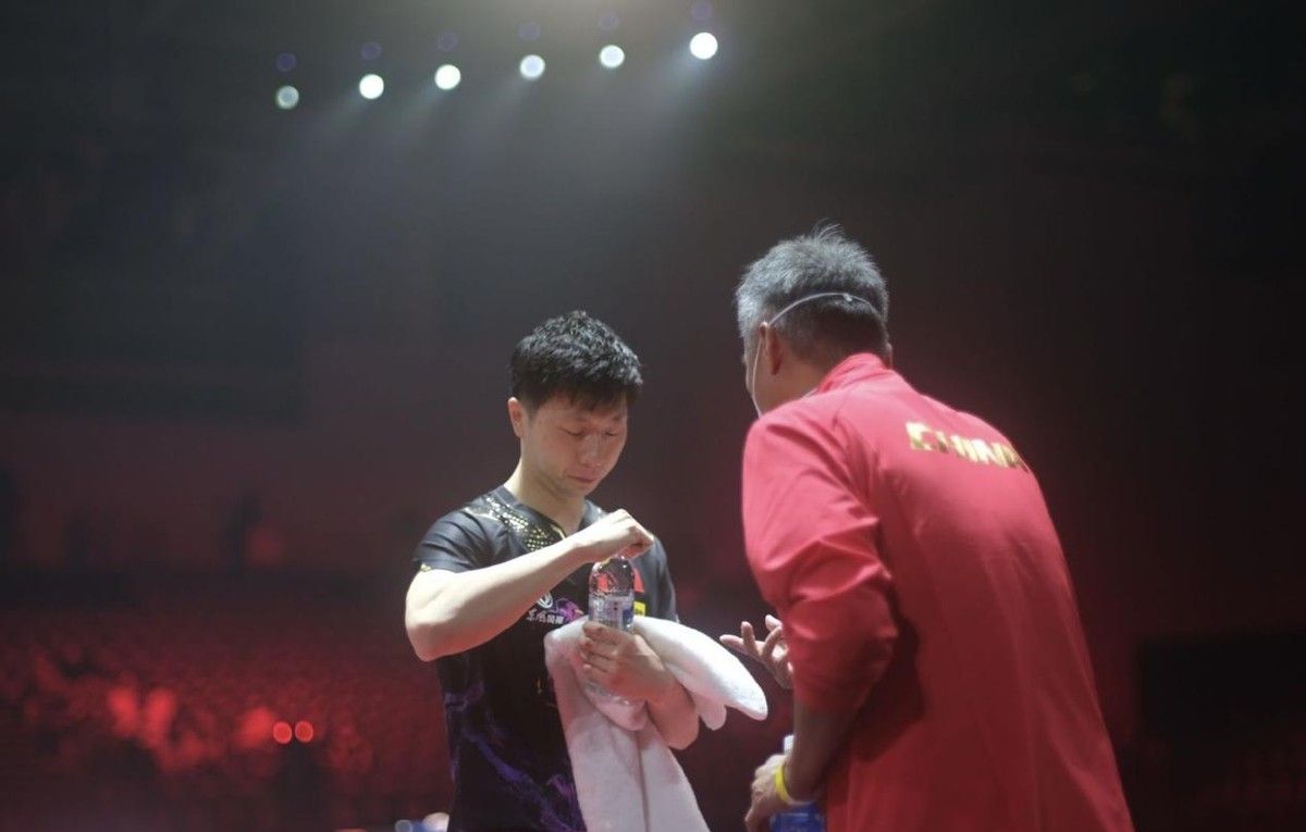 葡萄牙队鏖战中国队，马龙统治全场