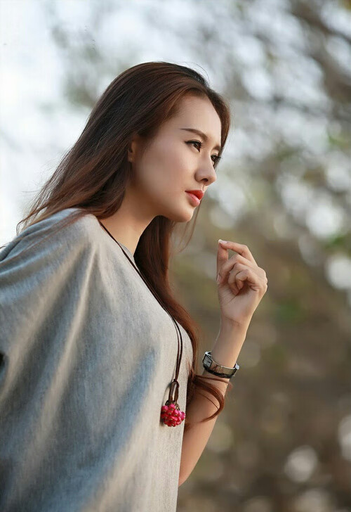 世界的倒置，从阿尔卑斯山麓到波士顿花园，看接管者如何重构秩序