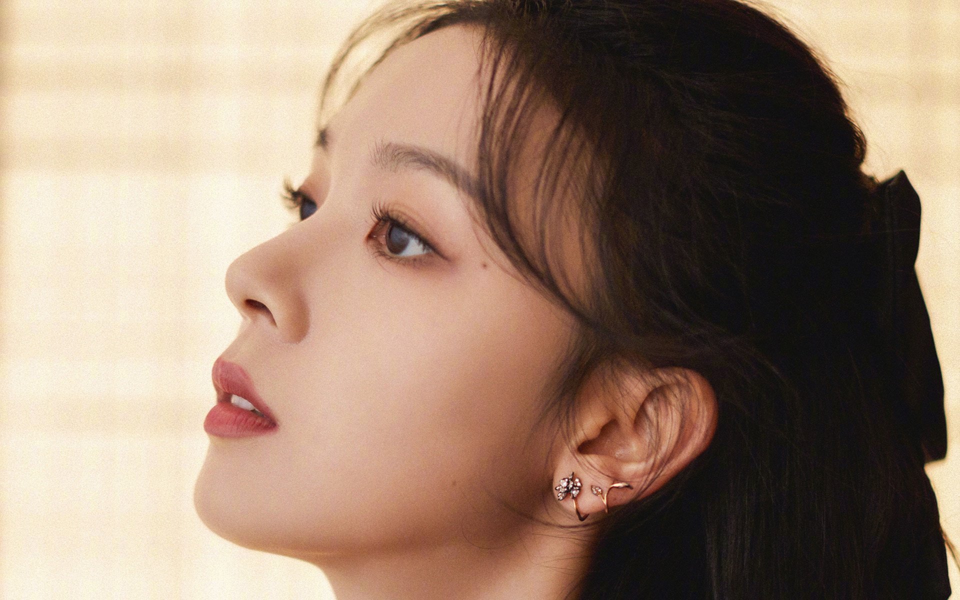 当黄色潜水艇驶向篮球场，格列兹曼的双重征服