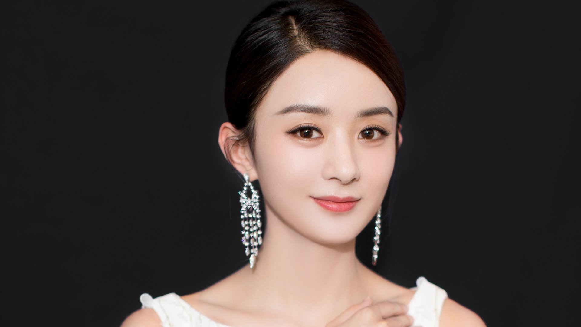 当灰熊闯进欧冠决赛，一场击溃辽宁队的焦点战如何折射体育世界的荒诞与真实